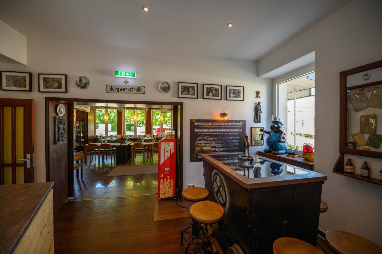 Otto'S Parkhotel Saarlouis Eksteriør billede
